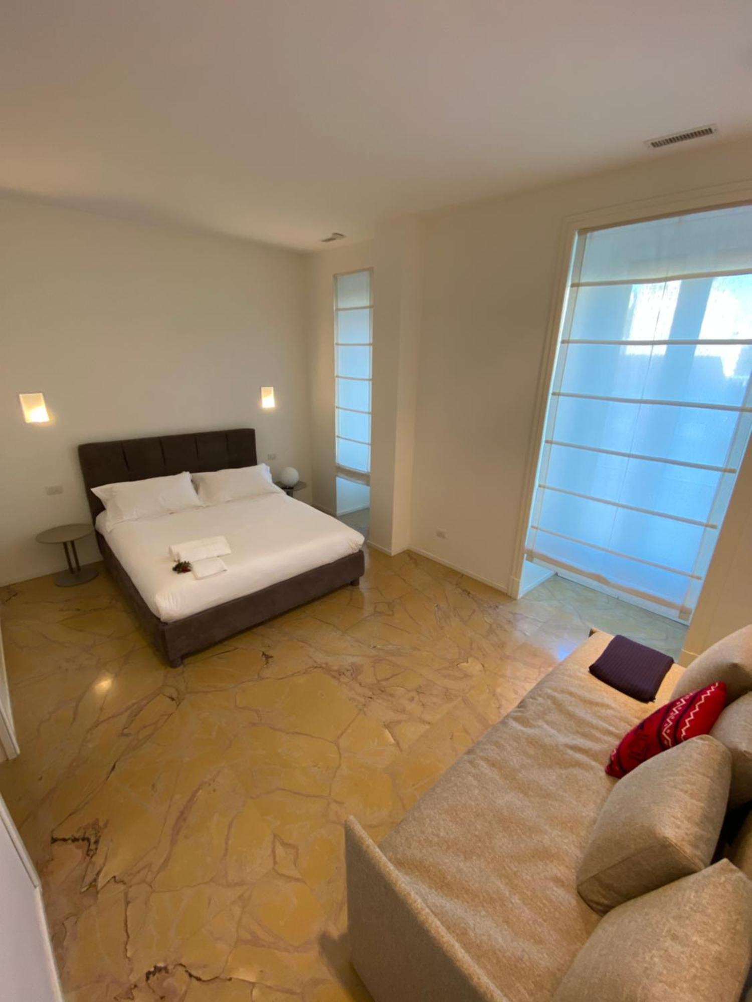 Luxury House With Parking Apartment Napoli Bagian luar foto